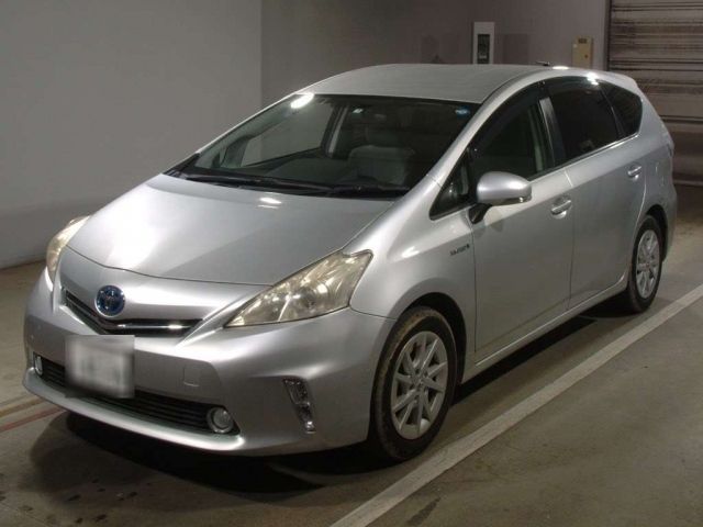 6243 TOYOTA PRIUS ALPHA ZVW41W 2011 г. (TAA Chubu)